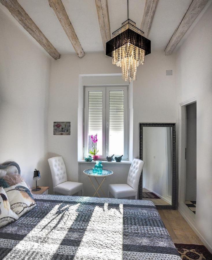 Emma'S Rooms B&B Пула Екстер'єр фото