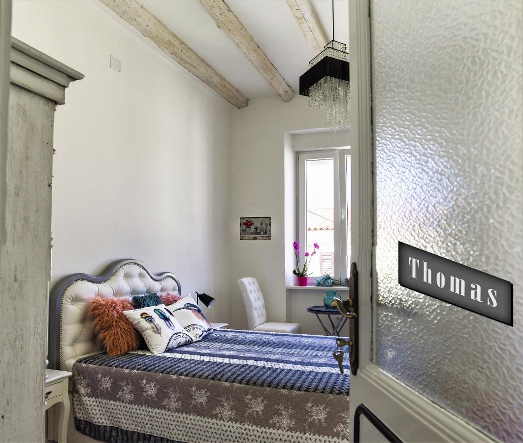 Emma'S Rooms B&B Пула Екстер'єр фото